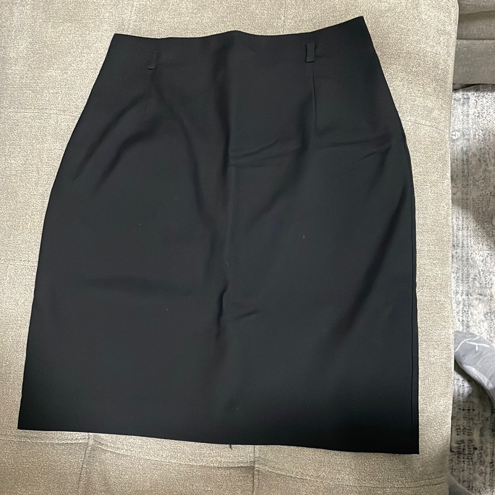 H&M high-waisted skirt